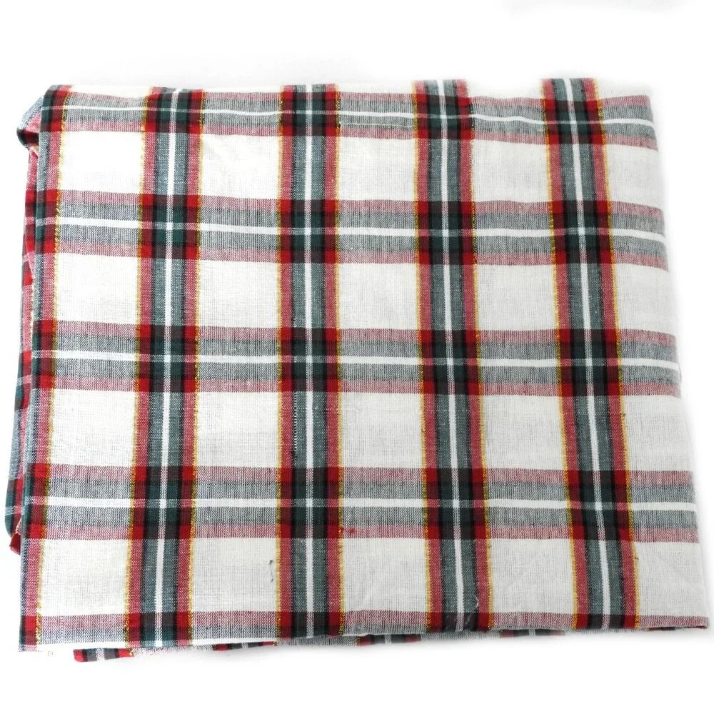 NWOT Oblong Cotton Plaid Tablecloth Red Green Gold White Party 104